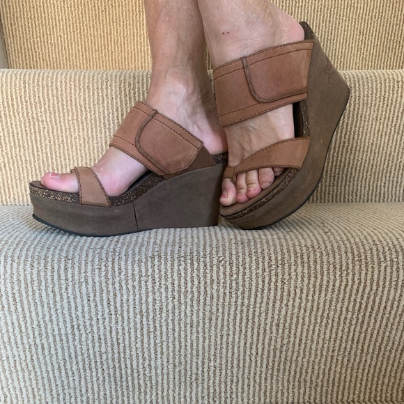 OTOT wedge heels - Picture 4 of 7